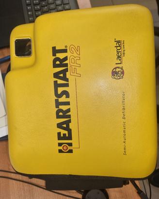 defibrillatore semi automatico 