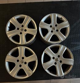 Cerchi in lega da 16 pollici Peugeot 307
