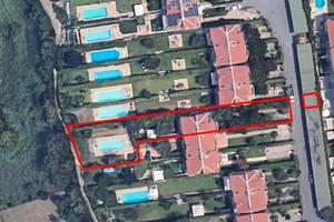 Villa di pregio con piscina in condominio chiuso