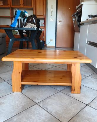 Tavolino basso in legno massello 