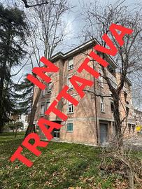 Appartamento di 118 m² con 4 locali e box auto a A