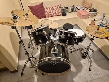 Batteria acustica completa come nuova