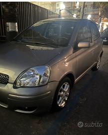 Yaris d4d 1.4 diesel gancio di traino