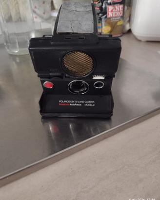 Polaroid SX 70 Land Camera model 2