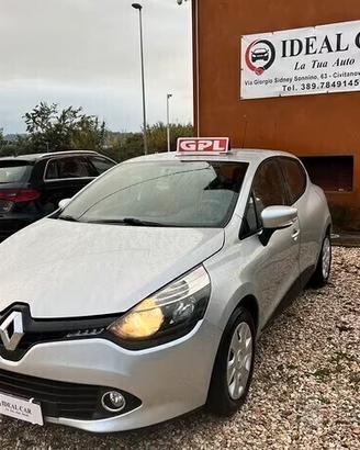 Renault Clio 1.2 75CV GPL 5 porte Costume National