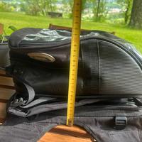 Borsa serbatoio magnetica
