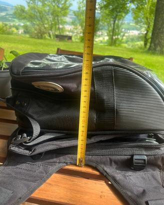 Borsa serbatoio magnetica