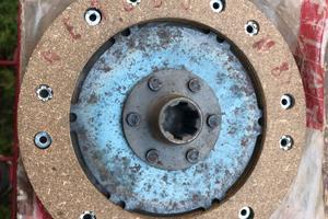 frizione fiat probabilmente topolino o simili