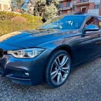BMW 330 i 4x4 M Sport TETTO RETROC-FULL
