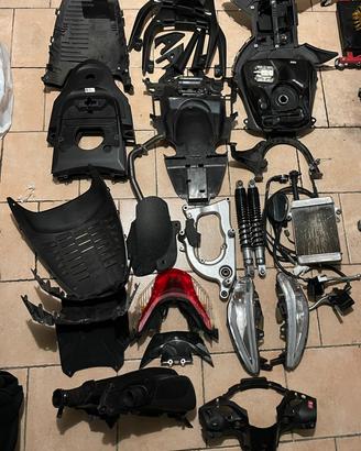 Ricambi generici honda sh 300 2015/2020