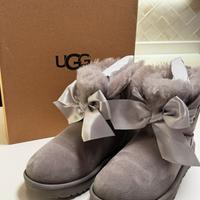 Stivali donna UGG nuovi. 39. Grigio