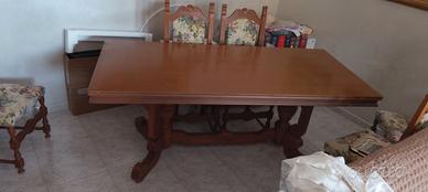 Tavolo in legno massiccio gratis