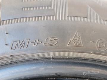 Gomme invernali 215/65R16