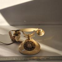 Telefono vintage stile antico con cameo