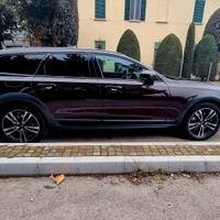 VOLVO
V90 Cross Country D4 AWD Geartronic Euro6d 