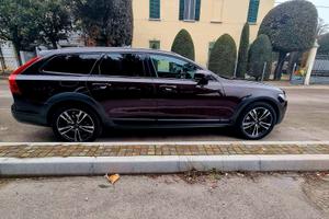 VOLVO
V90 Cross Country D4 AWD Geartronic Euro6d 