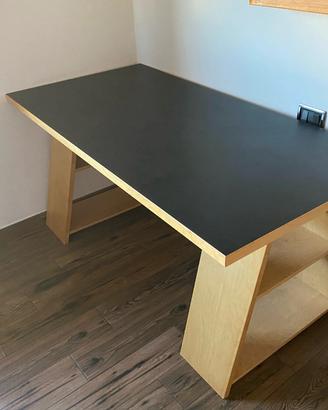 Scrivania IKEA