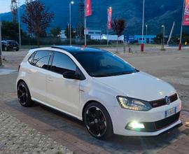 VOLKSWAGEN Polo 5ª serie - 2011