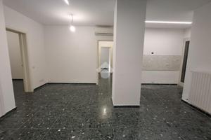 4 LOCALI A REGGIO NELL'EMILIA