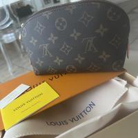 Pochette louis vuitton