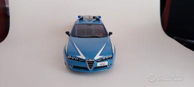Alfa Romeo 159 1/24 Burago 4 aperture 
