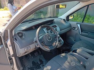 Renault scenic 1 5 dci 