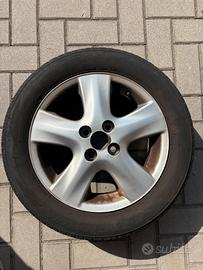 4 Gomme estive con 4 cerchi Firestone