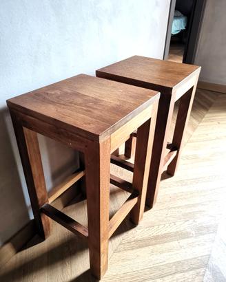 Coppia di sgabelli in legno massello di acacia