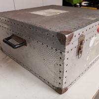 Cassa Alluminio vintage bocciardata quadrata