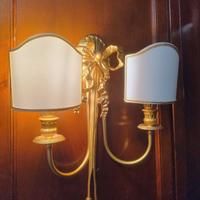 Applique in stile antico con fiocco oro