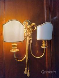 Applique in stile antico con fiocco oro