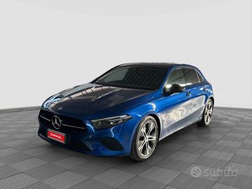 MERCEDES-BENZ A 180 A 180 d Automatic Progressiv