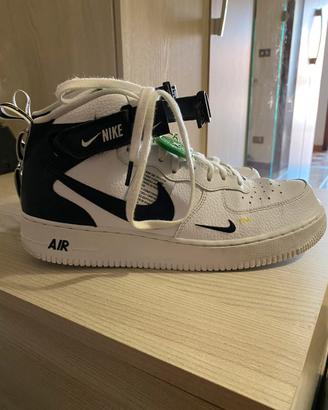 Nike Air Force 1 Mid Utility White Black