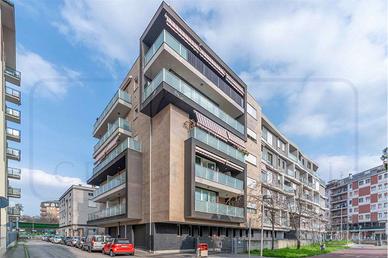 TRILOCALE CON CANTINA E BOX DOPPIO