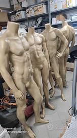  manichini per negozio abbigliamento 