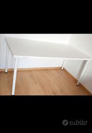 Scrivania ikea
