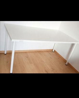 Scrivania ikea