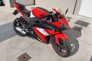 Yamaha YZF R125 (2008-2013)