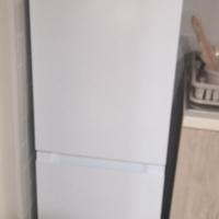 Elettrodomestici e mobile per soggiorno