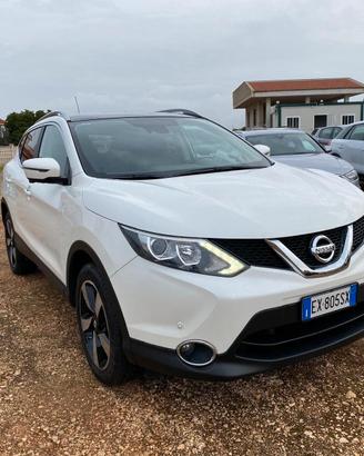 Nissan Qashqai 1.5 dCi Tekna- 2014
