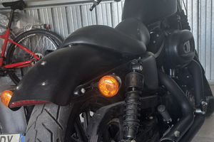 Harley Davidson Iron nero opaco