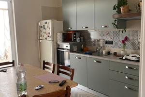 Stanza per breve termine