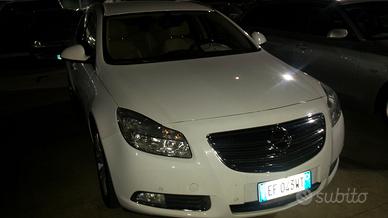 Opel insignia cosmo 2.0 130cv manuale 2011