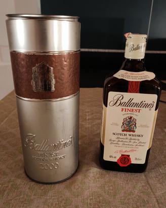 Bottiglia whisky Ballantine
