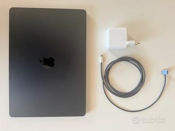 MacBook Air 15” M2 2023 – 8 GB RAM – 512 GB SSD