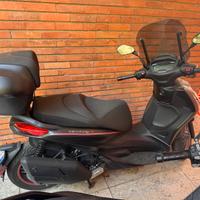 Piaggio Beverly 400