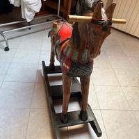 Cavallo a dondolo