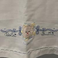 Lenzuolino bianco dolci frutti