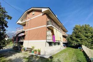 Immobile in asta di 113 m² con 3 locali e box auto