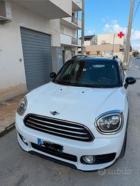 Mini Countryman Cooper D 150cv